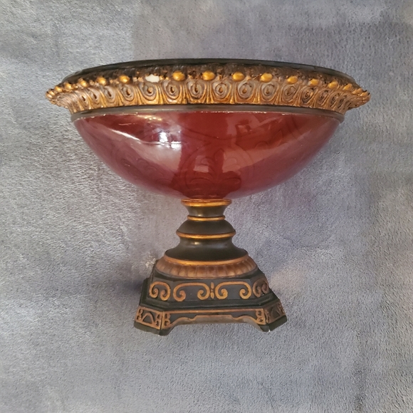 Artisian Deco Bowl with (3) Embossed Orb Balls - Set - Picture 9 of 11